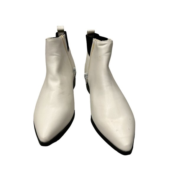 George Off-White Ankle Boot Faux Leather, Side Zipper Heel 2in/5cm, Side Panels - Picture 1 of 11